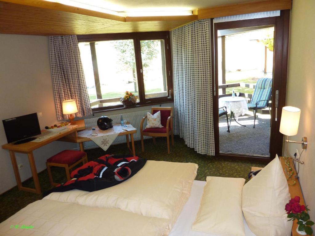 Hotel Lawine Todtnau Habitación foto